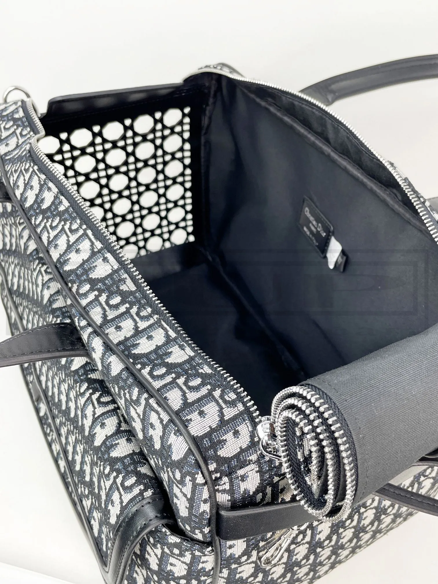 Dioorggy Pet Travel Carrier