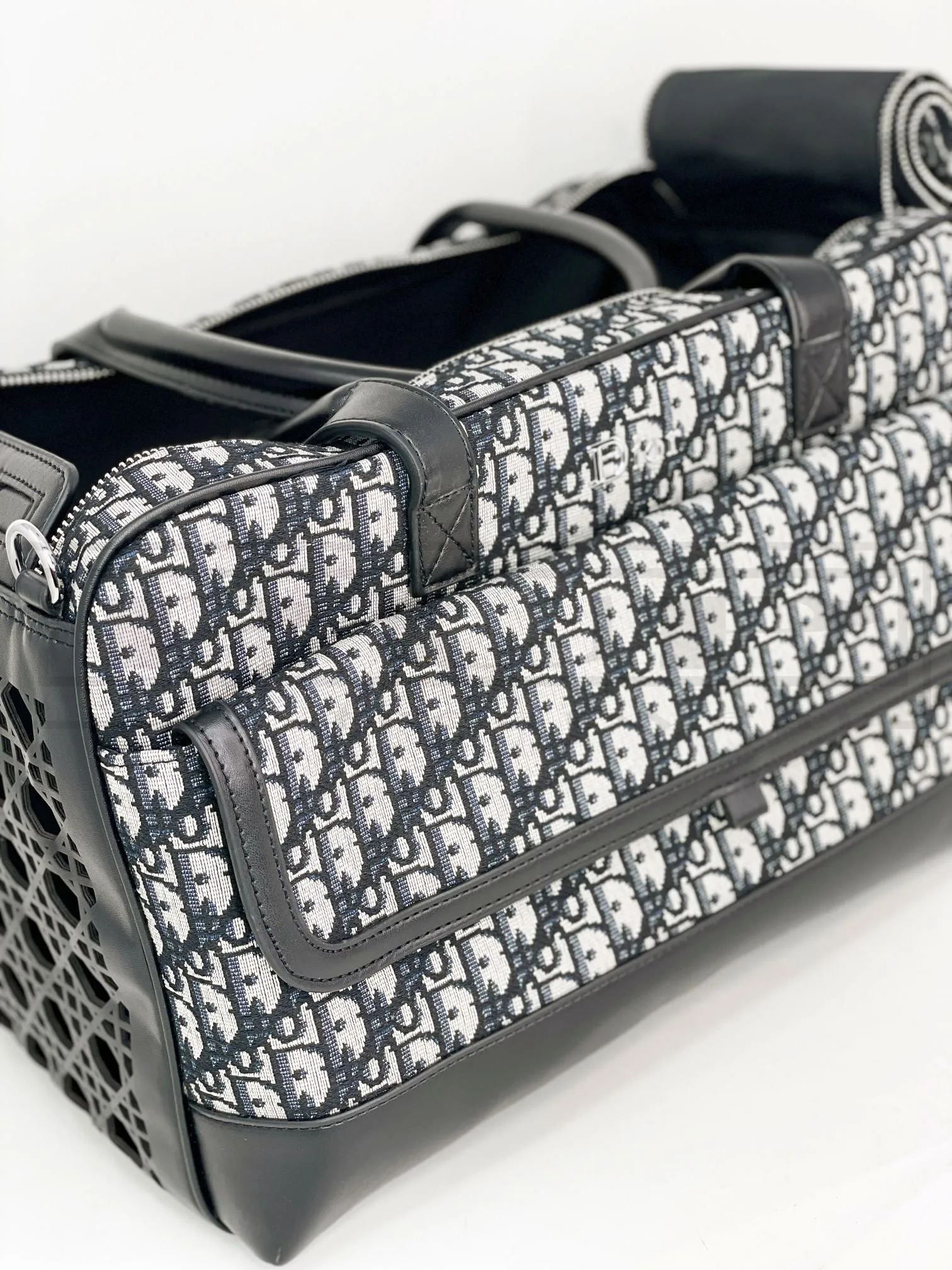 Dioorggy Pet Travel Carrier